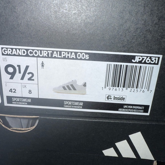 Adidas Grand Court Alpha 00s in Black and White - Picture 5 of 5